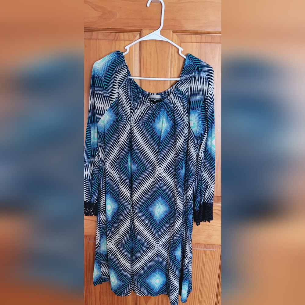 ***3/$20**Womens Size 1X Allison Britany Tunic